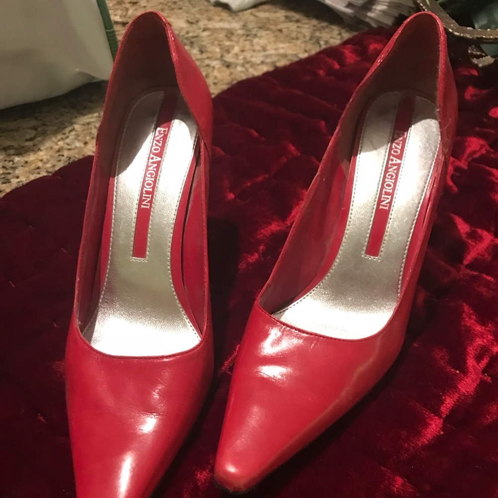 Enzo Angiolini